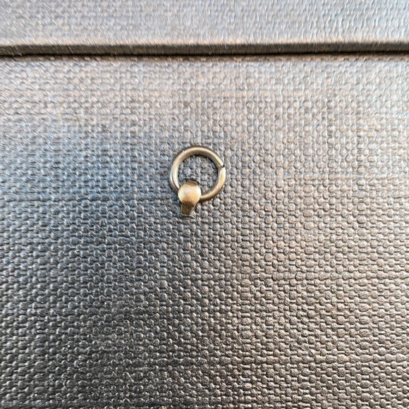 Vintage. Rectangular Wooden Portrait Frame - Picture 7 of 7